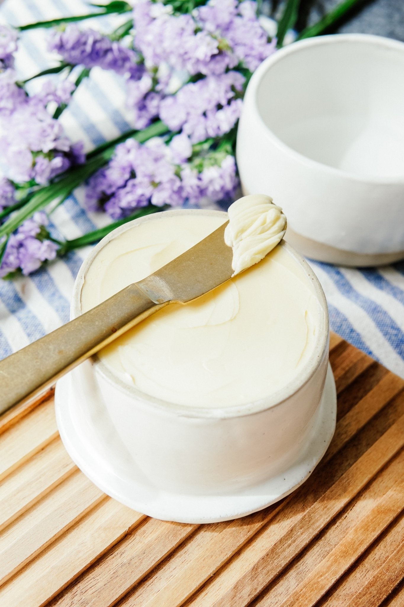 Handgemachte französische Butterdose – Meeresglasur, Amazing roze, Leinenweiß